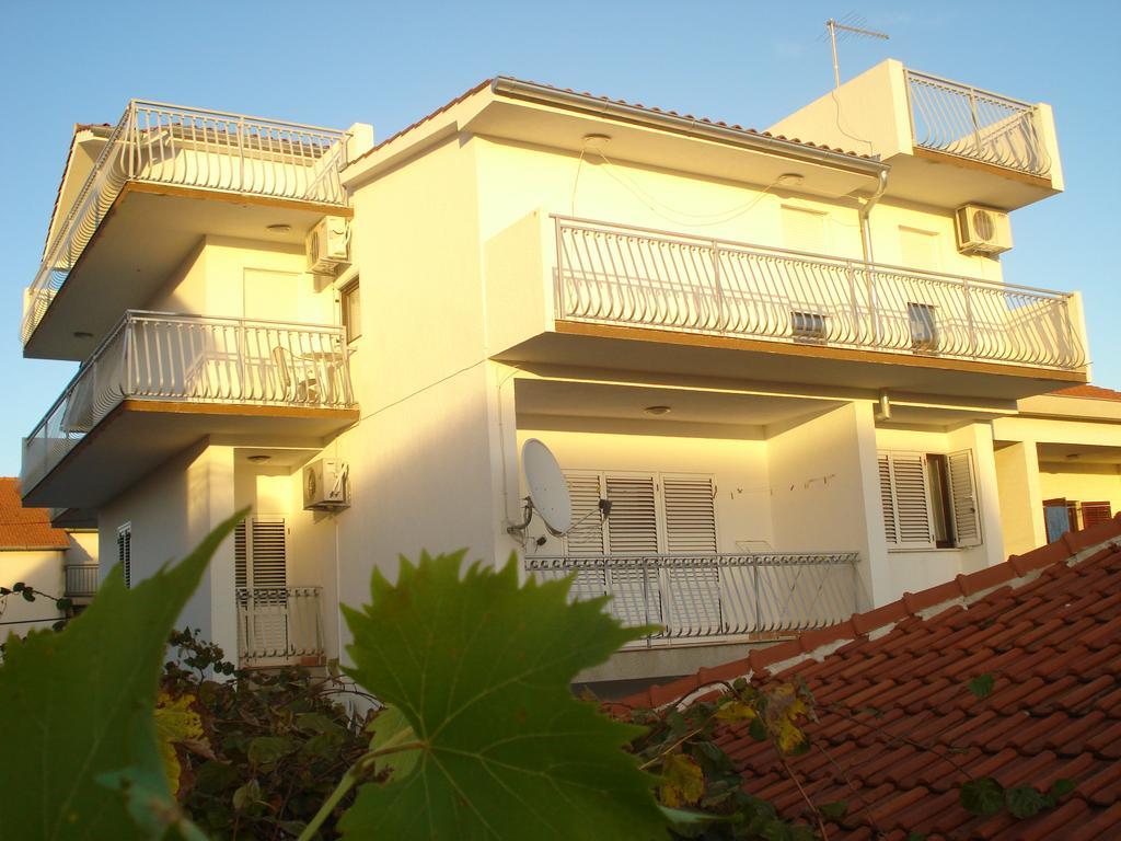 Apartments Nikolas Vodice Exteriér fotografie
