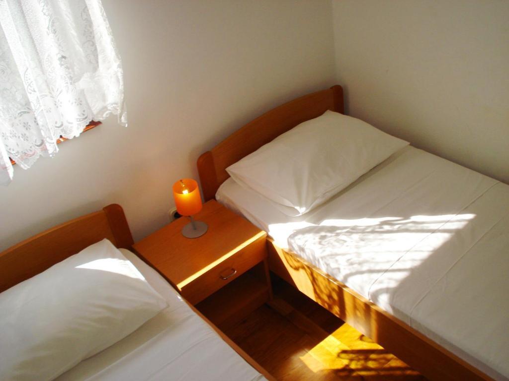 Apartments Nikolas Vodice Pokoj fotografie