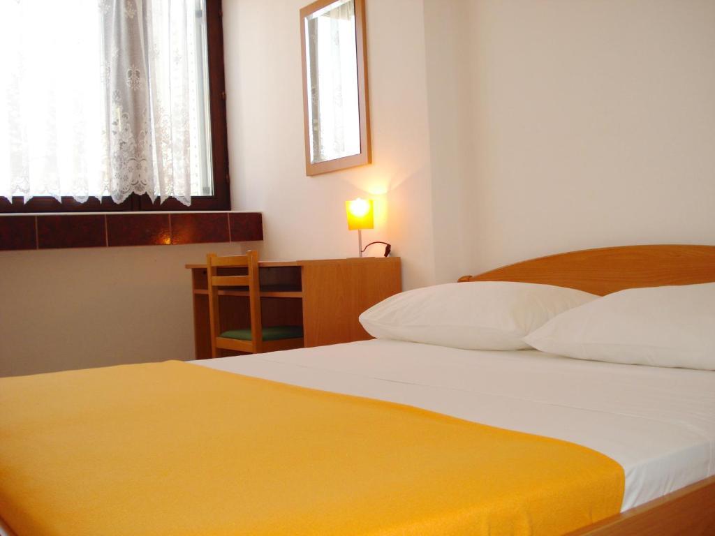 Apartments Nikolas Vodice Pokoj fotografie